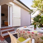 La Casa Di Rosetta * Marina di Campo
